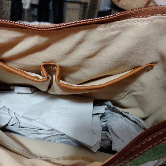 NWT GIANI BERNINI BOTANICAL LINEN HOBO BAG - Picture 4 of 16